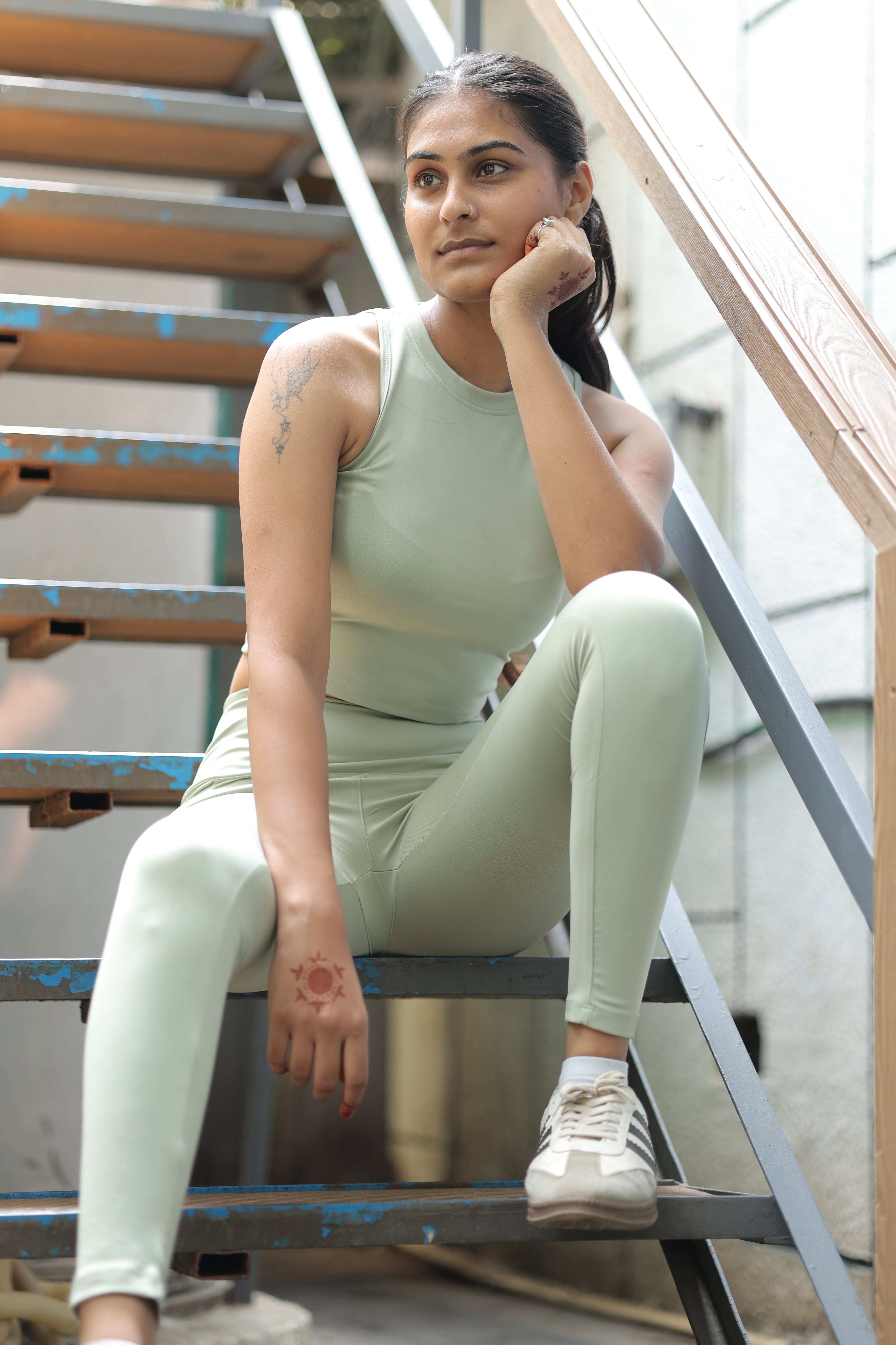 The Georgina High-Waisted Multi-Pocket Gym Co-Ord Set | Sage green