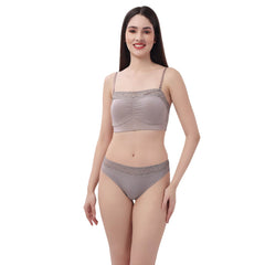 SOIE Woman - Lacy Bandeau Bra with Mid Rise Full Coverage Solid Lacy Brief - -for Women
