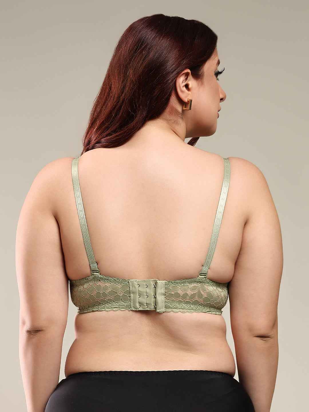 Women Light Green Plus Size Floral Lace Padded Push-Up Bra With All Day Comfort