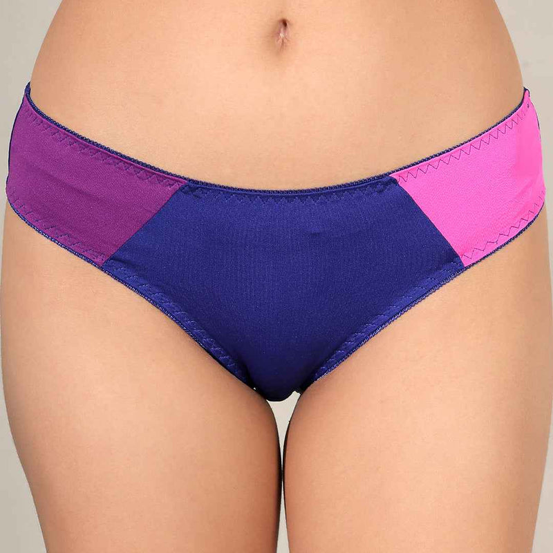 Brachy Women Colorblocked Lightly Padded Underwired Lingerie Set