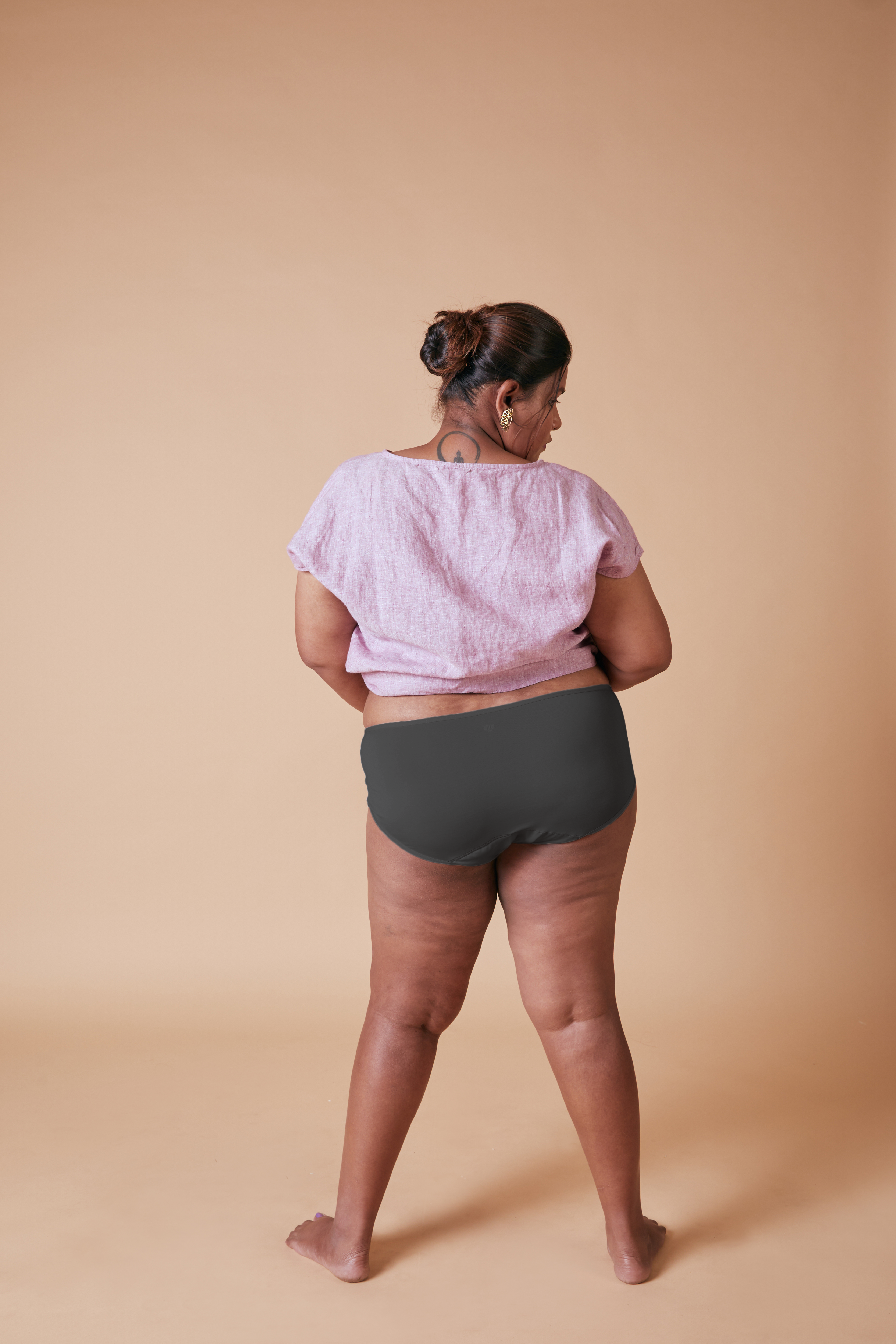 Grey modal underwear women – Tilt pepper panties, flexible and seamless.