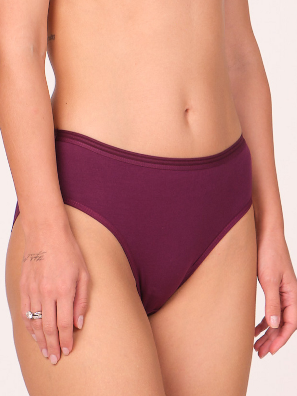Mid Waist Hipster Panty (Outer Elastic-Plain)
