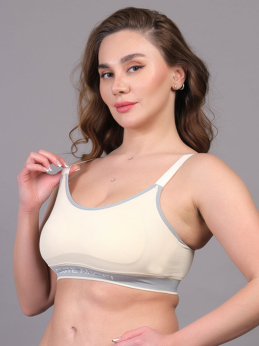 Women Beginners Anti Bacterial Full Coverage Lightly Padded Sports Bra