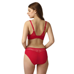 SOIE Woman - Full Coverage Padded Bra and Mid Rise Brief With Lace Detailing - -for Women