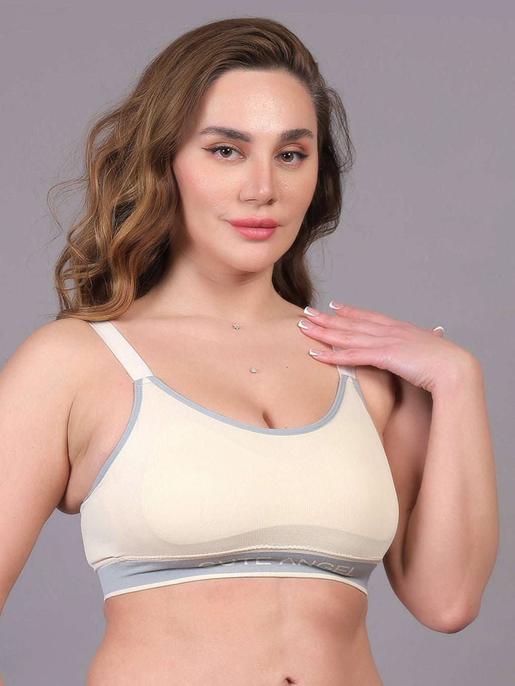 Women Beginners Anti Bacterial Full Coverage Lightly Padded Sports Bra