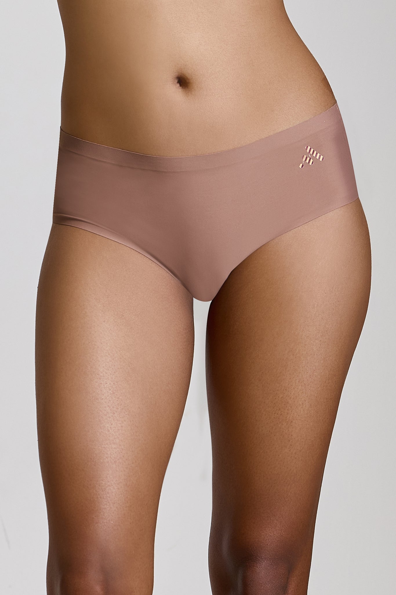 MAROON Find My Skin Tone Airlift Zero Panty Lines Air Light Control Fitted Clothes and Loungewear Low Rise No Show Pantylines Air Skin Feel No-Pressure Bond Seamless Bonded Pack of 2 Panty Combo