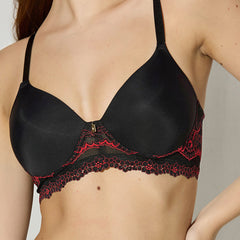 Noir Bra | Padded Polyamide Lace – Ultra Soft Cups, Non-Wired Everyday Bra