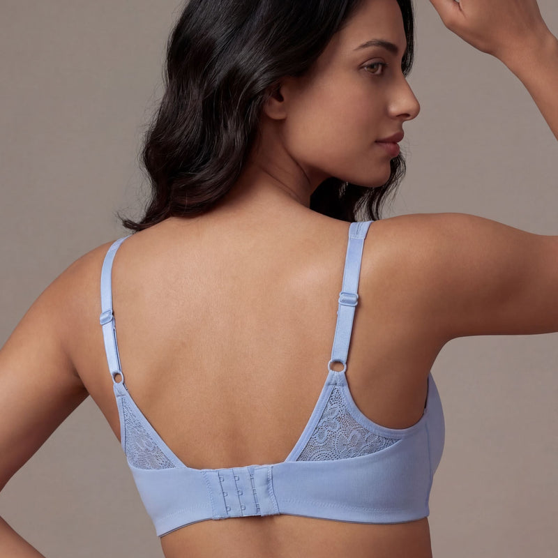 Full Coverage Padded Non Wired Bra With Lace Detailing