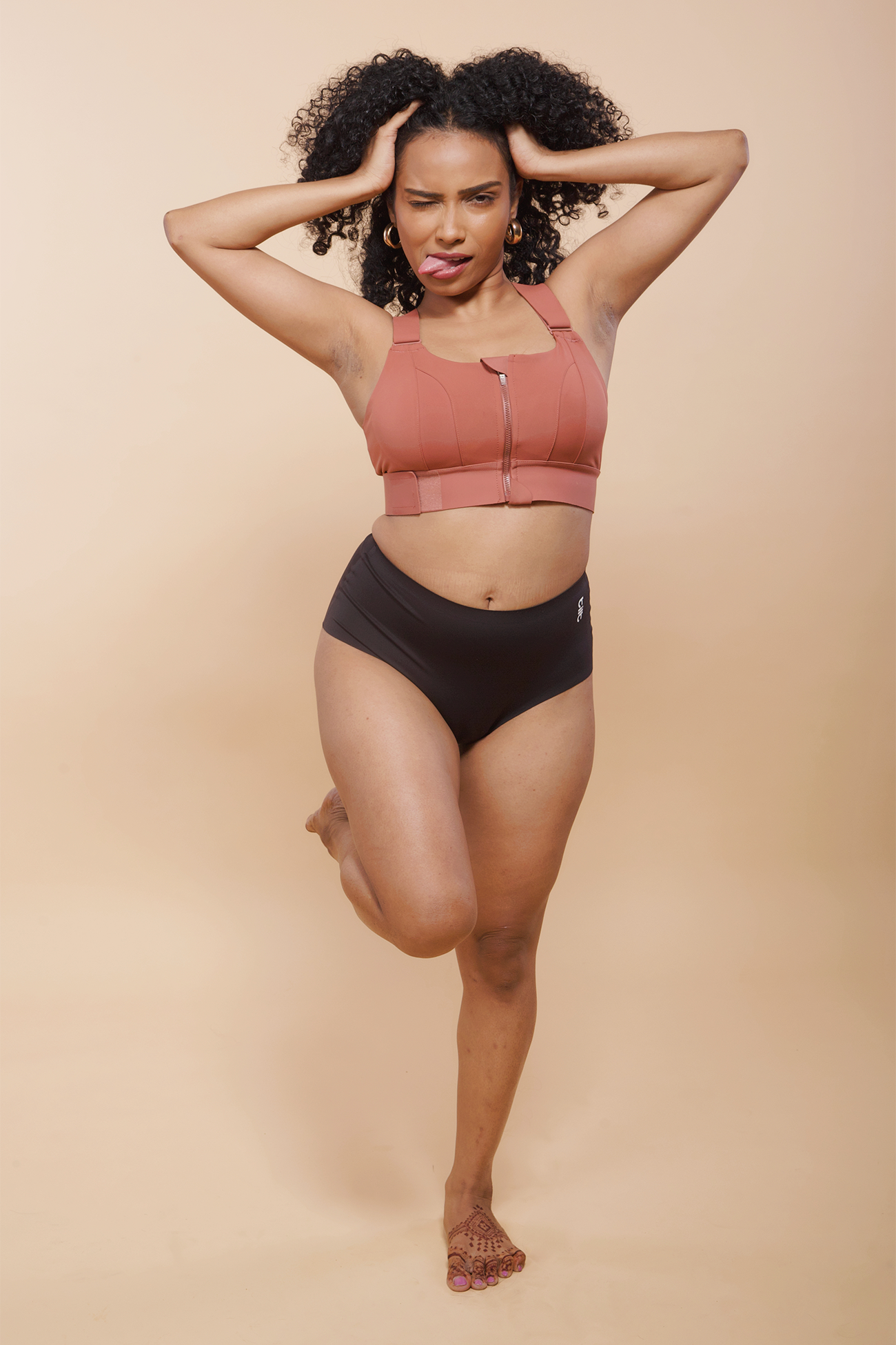 Tilt black seamless panties – women’s underwear with sleek performance fit.