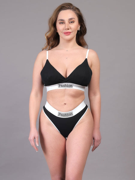 Brachy Women Padded Non Wired Lingerie Bra & Briefs Set