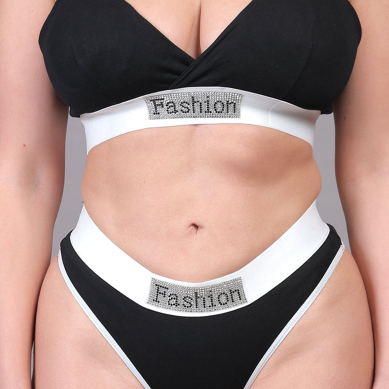 Brachy Women Padded Non Wired Lingerie Bra & Briefs Set