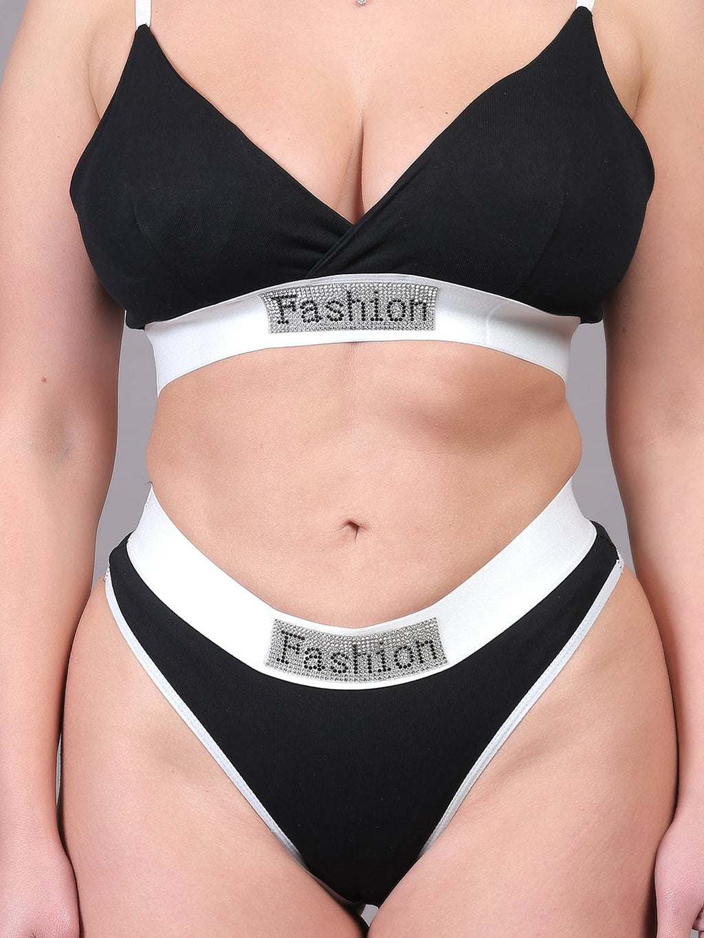 Brachy Women Padded Non Wired Lingerie Bra & Briefs Set