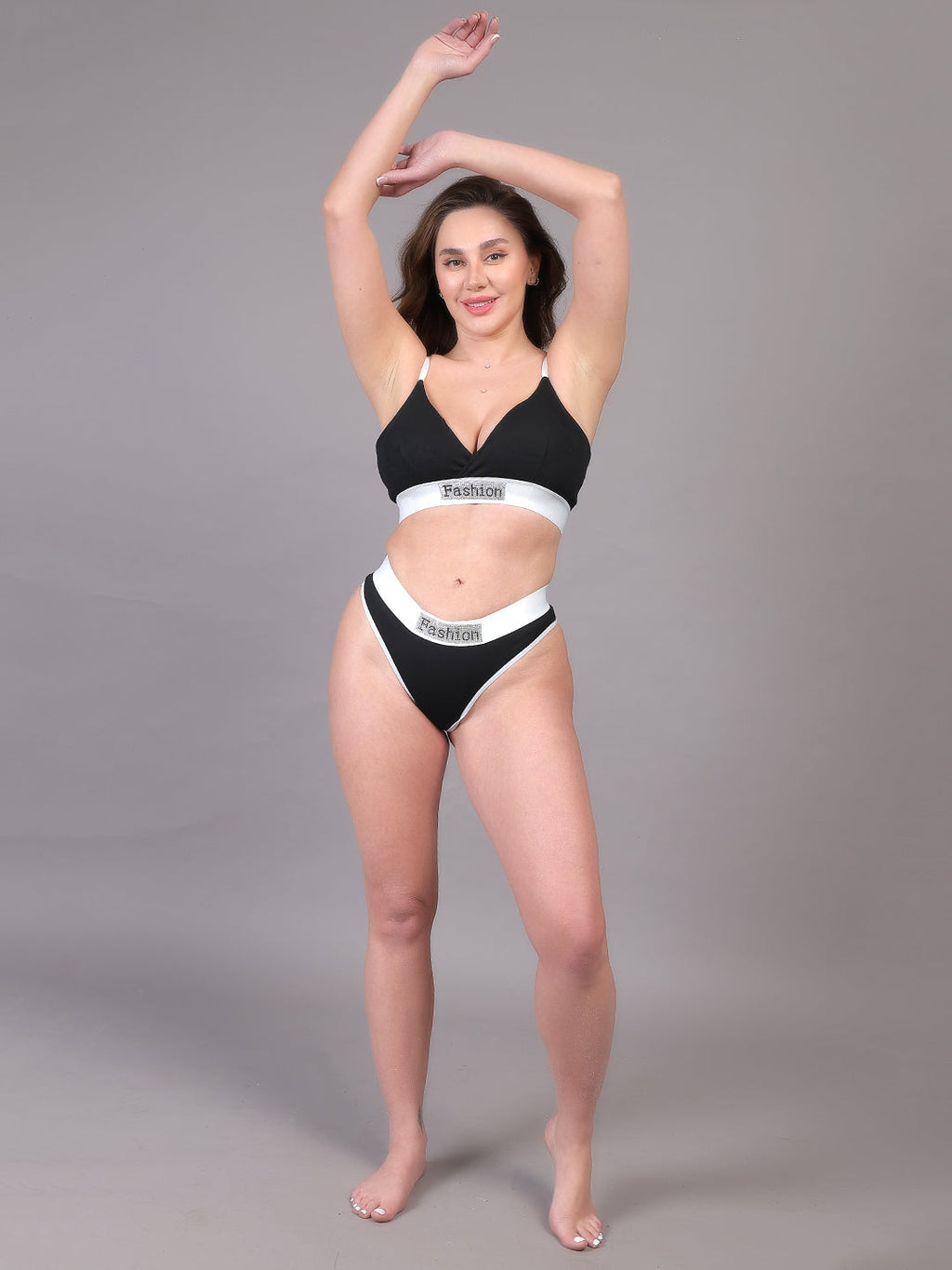 Brachy Women Padded Non Wired Lingerie Bra & Briefs Set