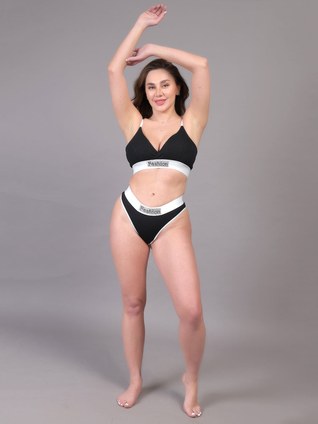 Brachy Women Padded Non Wired Lingerie Bra & Briefs Set