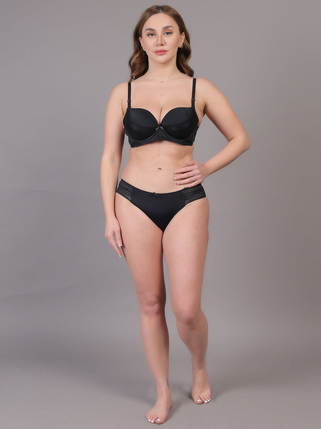 Women Black Heavliy Padded Underwired Lace Lingerie Bra & Panty Set