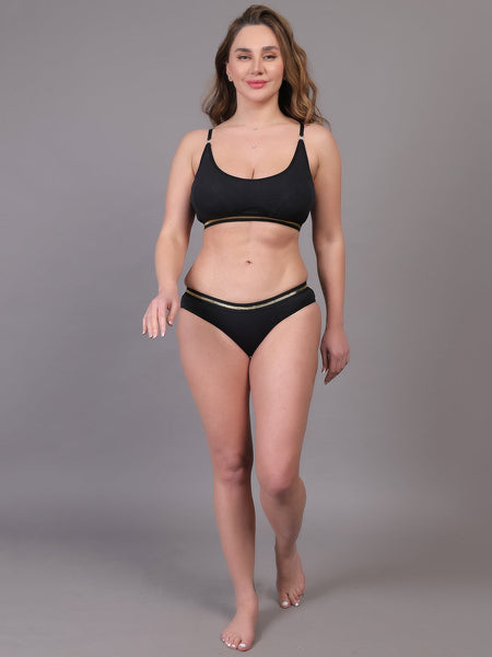 Brachy Women Padded Non Wired Lingerie Bra & Briefs Set