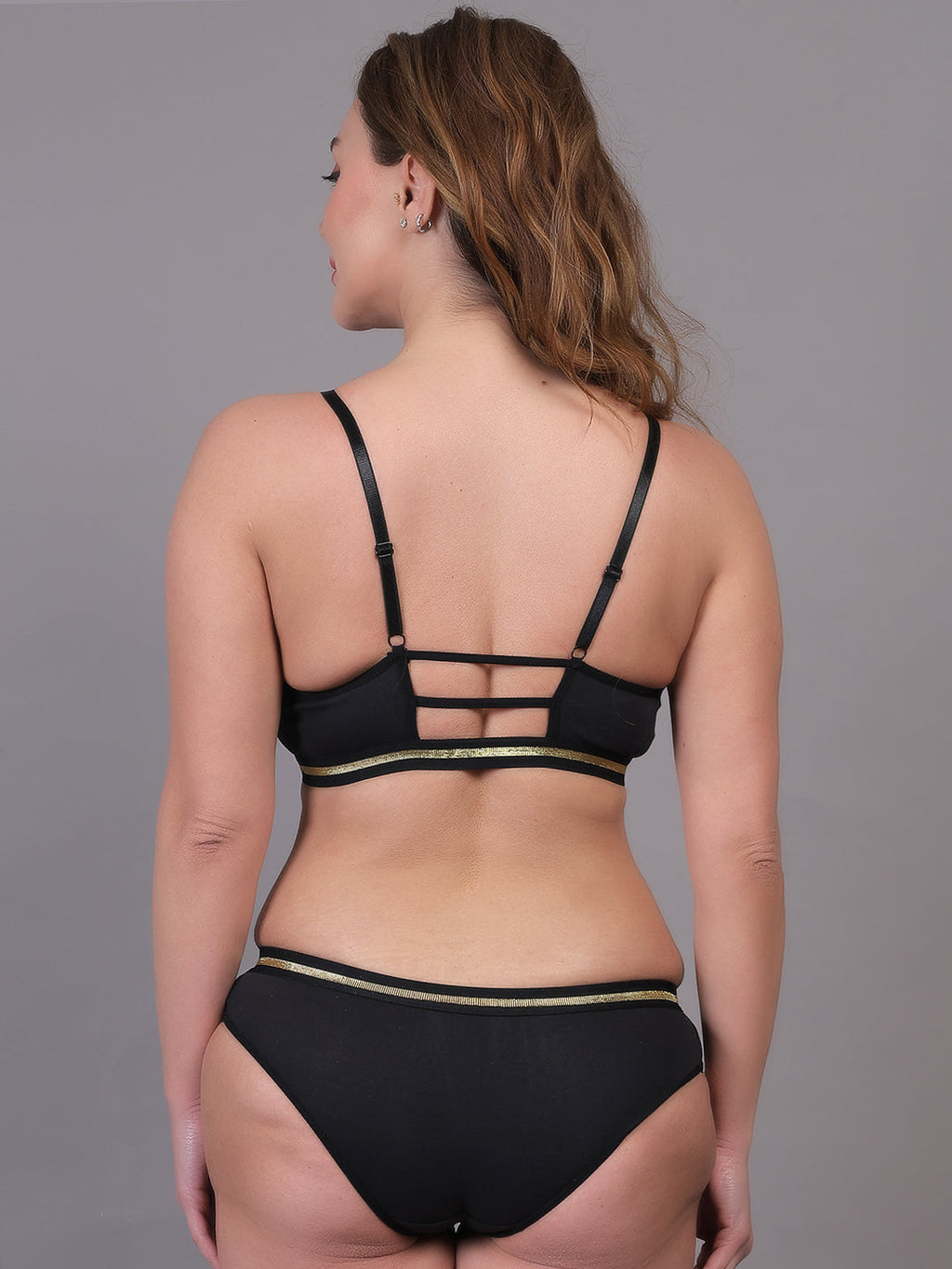Brachy Women Padded Non Wired Lingerie Bra & Briefs Set