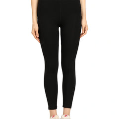High-waist bamboo yoga pants for women, featuring a sleek design and side pocket, ideal for workouts and yoga.