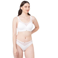 SOIE Woman - Full Coverage Padded Bra and Mid Rise Brief With Lace Detailing - -for Women
