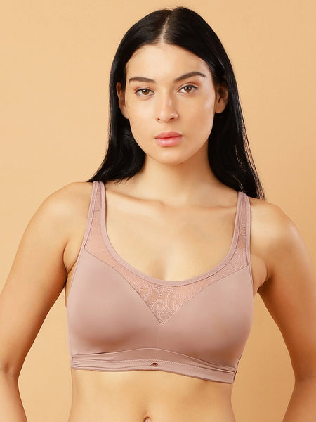 Full Coverage Padded Non Wired Bra With Lace Detailing