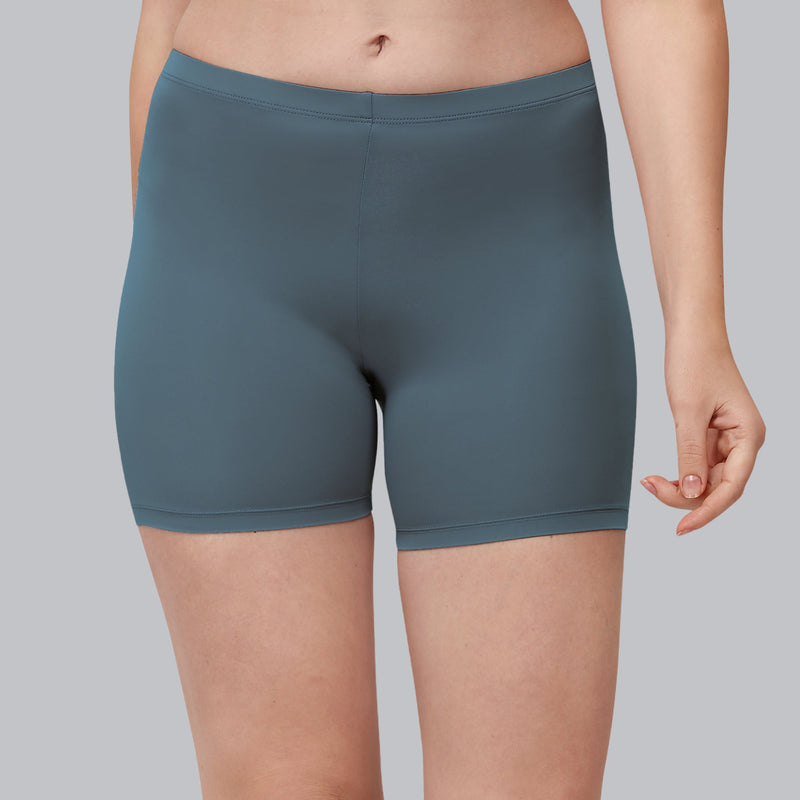 Solid Polyamide Spandex Mid Thigh Length Cycling Shorts