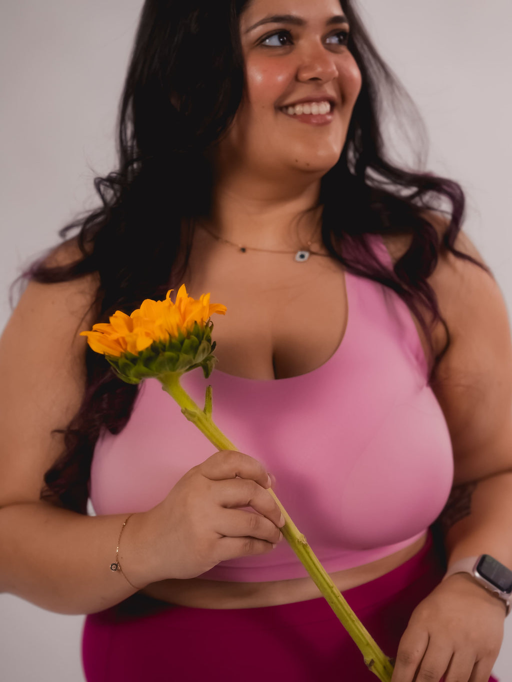 Pink Crossback Fursat Bra – seamless bra for women, perfect for yoga and daily wear.