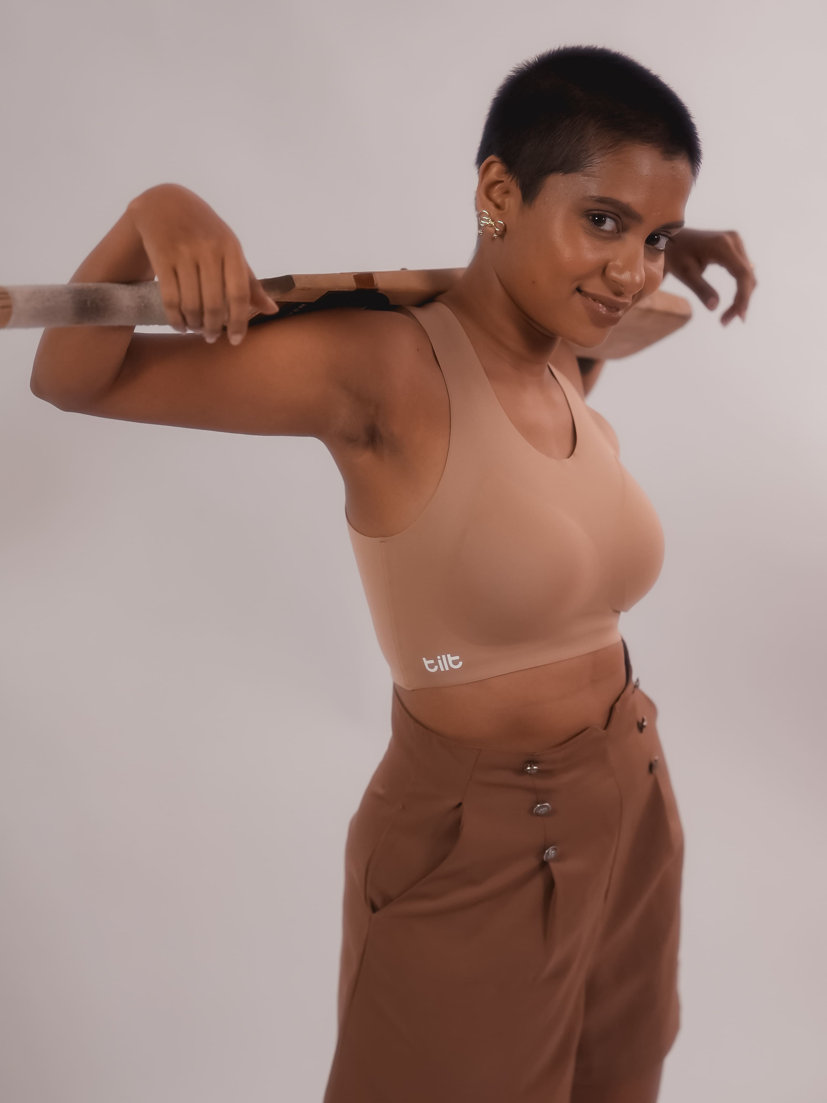 Tilt Fursat Racerback Bra – beige seamless bra for women, lightweight and breathable.