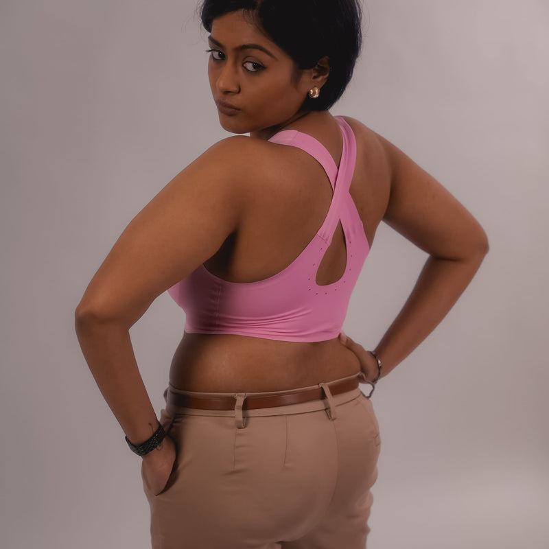 Tilt Pink Crossback Bra – breathable bra for women with soft-touch fabric.