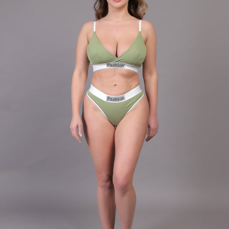 Brachy Women Padded Non Wired Lingerie Bra & Briefs Set