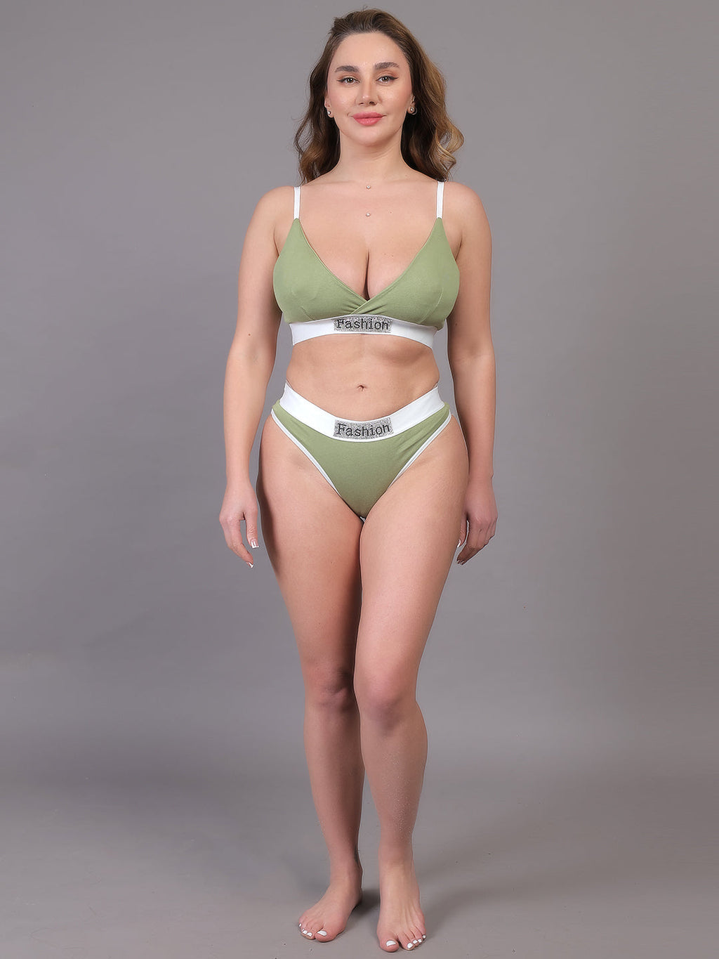 Brachy Women Padded Non Wired Lingerie Bra & Briefs Set