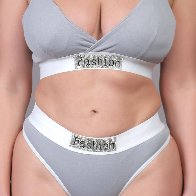 Brachy Women Padded Non Wired Lingerie Bra & Briefs Set
