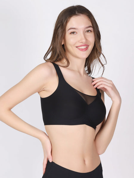 Rhea – Wireless Black Bra for Everyday Comfort