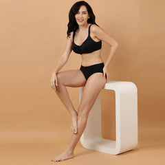 Full coverage Sweetheart neckline padded wired bra with Medium coverage brief
