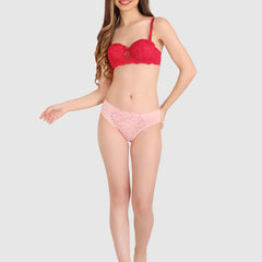 women Maroon Lace Underwired Heavily Padded Push-Up Bra