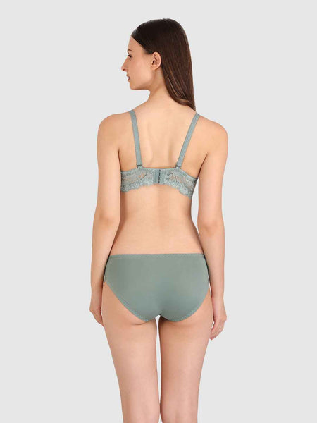 Women Green Lace Heavily Padded Push up Lingerie Set