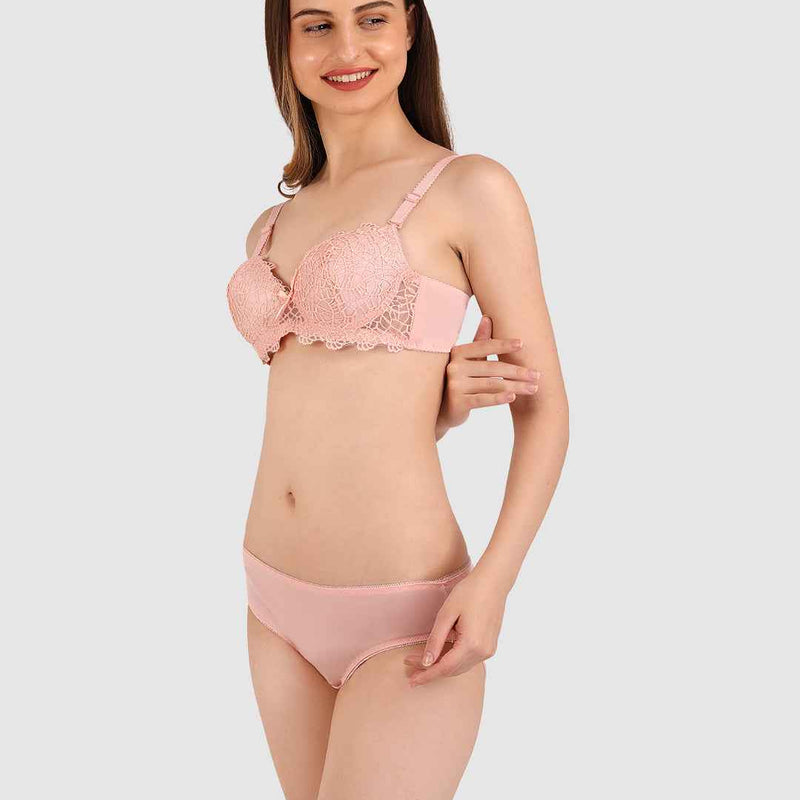 Women Peach Parisian Cut Heavily Padded Push up Lingerie Set