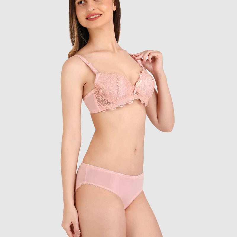 Women Peach Parisian Cut Heavily Padded Push up Lingerie Set