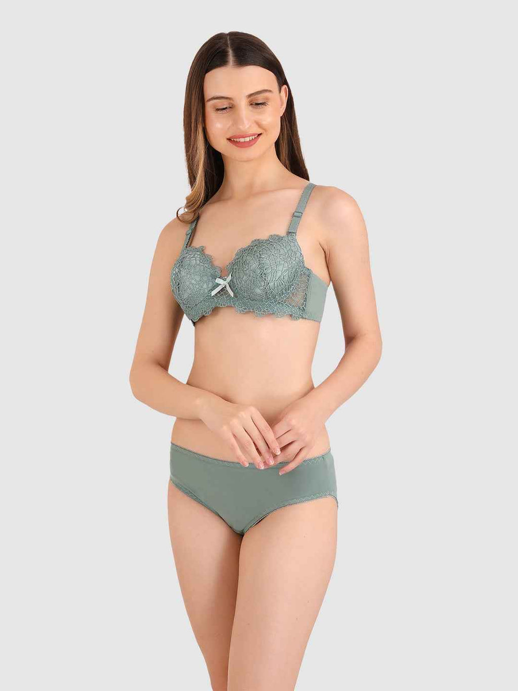 Women Green Parisian Cut Heavily Padded Push up Lingerie Set