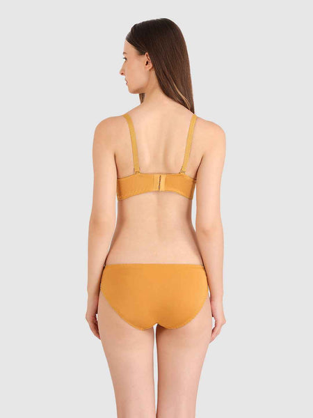 Women Mustard Parisian Cut Heavily Padded Push up Lingerie Set