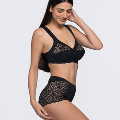 Clemence black non-wired bra wide straps – comfortable bra for daily use by YOBO
