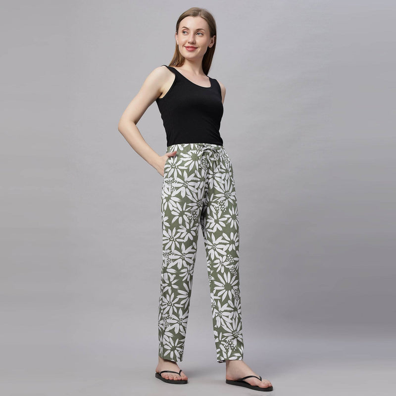 SOIE Woman - Supersoft Rayon Printed Pyjamas with Pockets - NightWear -for Women