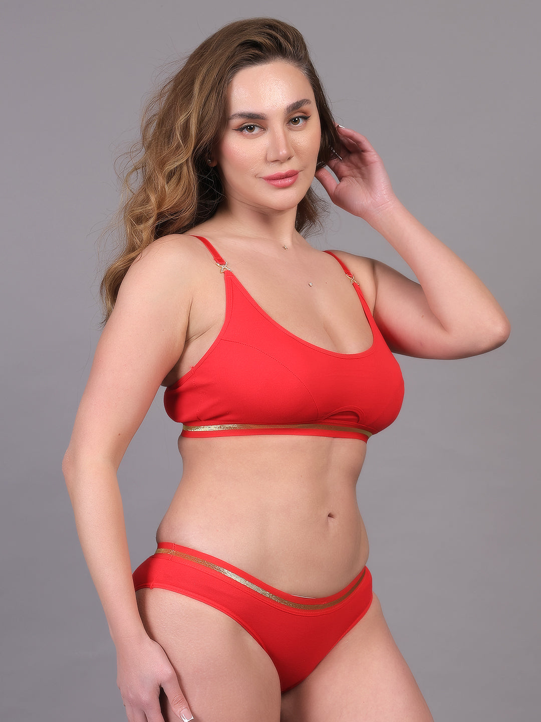 Brachy Women Padded Non Wired Lingerie Bra & Briefs Set