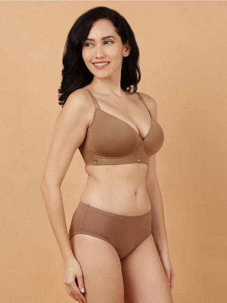 Full Coverage Padded Non-Wired T-shirt Bra with High Rise Full Coverage Brief