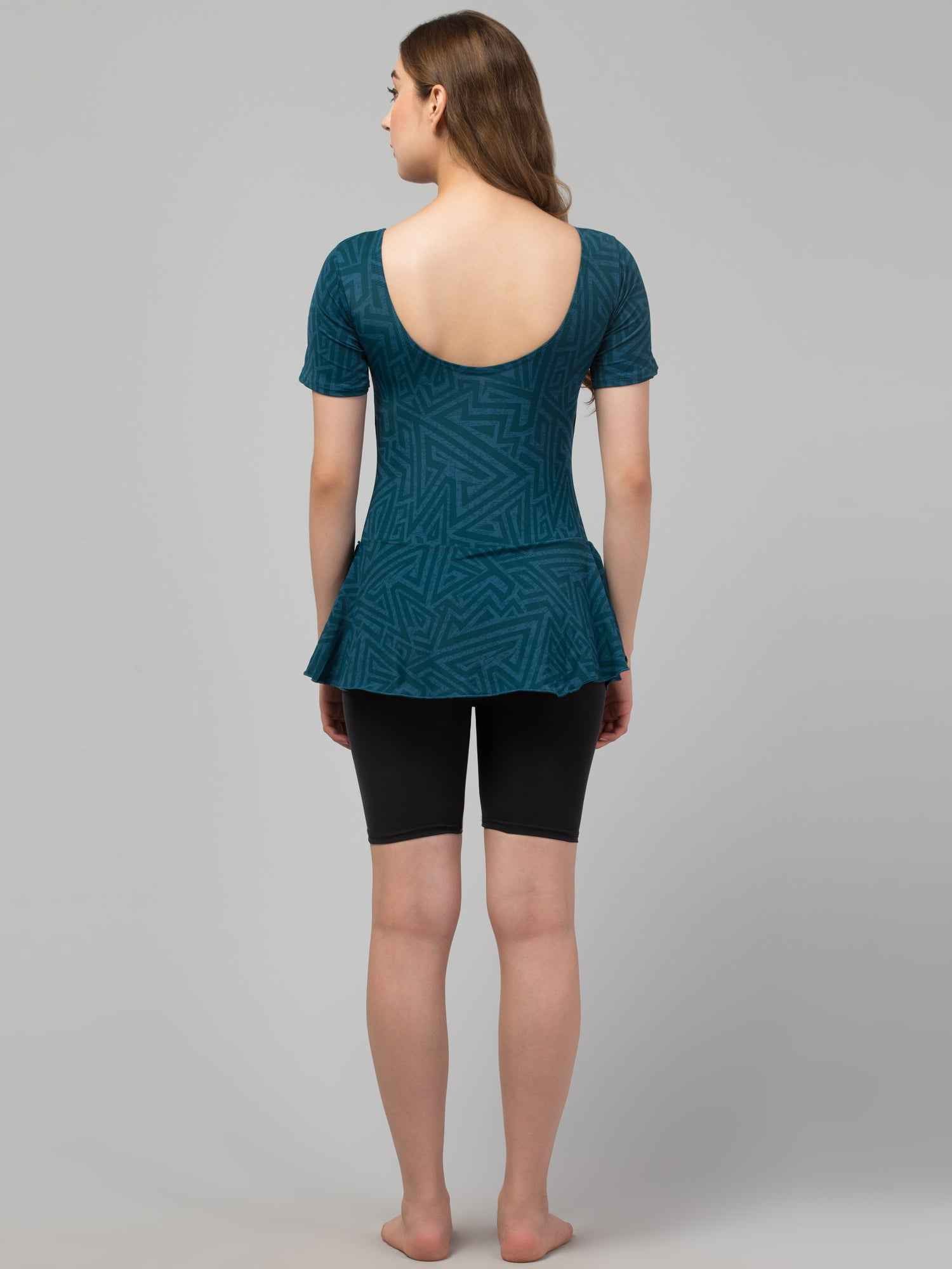 Sleeveless Colourblocked Swim Legsuit With Full Coverage