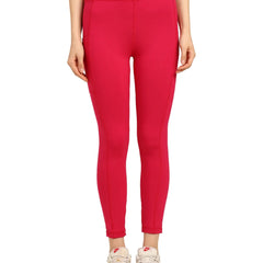 Yoga Pants in Activewear