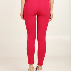 Yoga Pants in Activewear