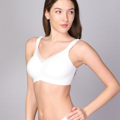 Bello – Wireless White Bra for Everyday Comfort