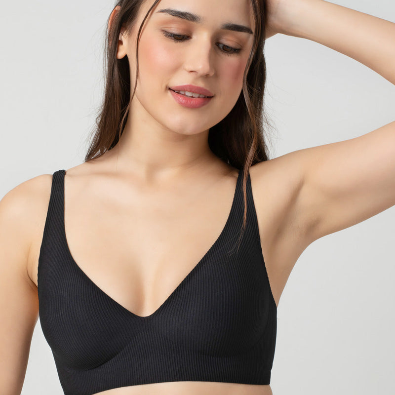 Remy | V-Neck Padded Bra