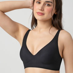 Remy | V-Neck Padded Bra