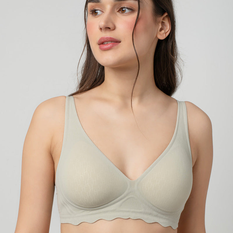 Blake | V-Neck Padded